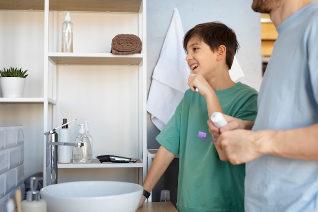 Hướng Dẫn Sử Dụng Dung Dịch Súc Miệng – Họng Để Phòng Ngừa COVID-19 Hiệu Quả