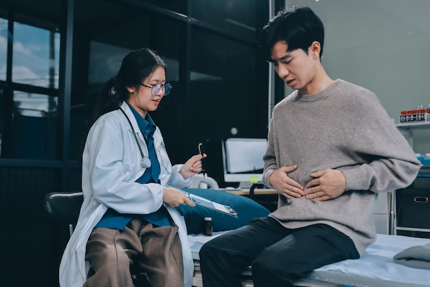 Hiểu Rõ U Lympho Ruột Non Nguyên Phát: Phân Biệt Thể Phương Tây và Địa Trung Hải